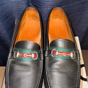 Gucci Black Leather Loafers with Green and Red Accents